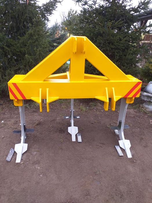 Głębosz 3 plus zapas dłut   cena 5.6 tyś  szybki dowóz od zaraz