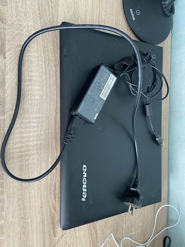 Ноубук LENOVO у хорошому стані