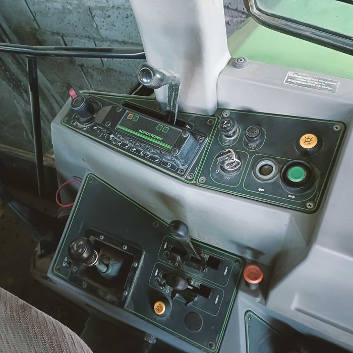 Ciągnik Deutz-Fahr Agrostar 6.81
