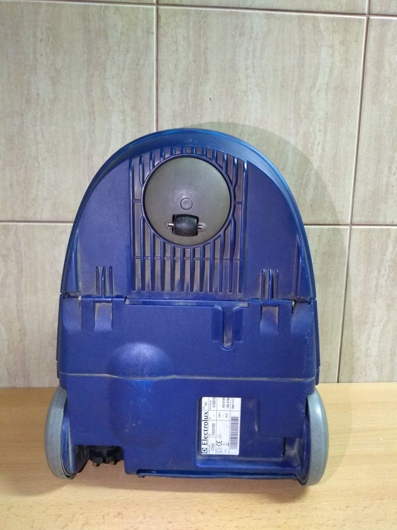 Odkurzacz workowy Electrolux Clario Z7520 moc 1800W