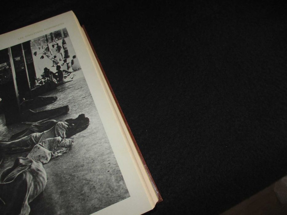 Livros Histoire du développement culturel scientifique de l'humanité