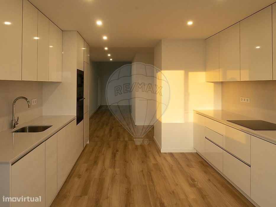 Apartamento T4 para venda