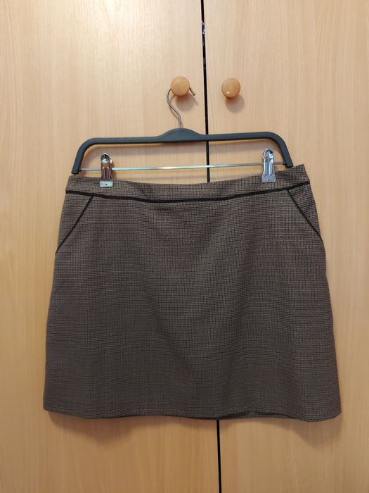 Юбка фирмы H&M короткая