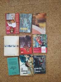 Conjunto de livros: clássicos, ficção cientifica, enciclopédias, etc.