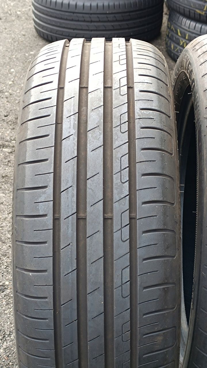 205/55R17 91V Goodyear EfficientGrip Performance