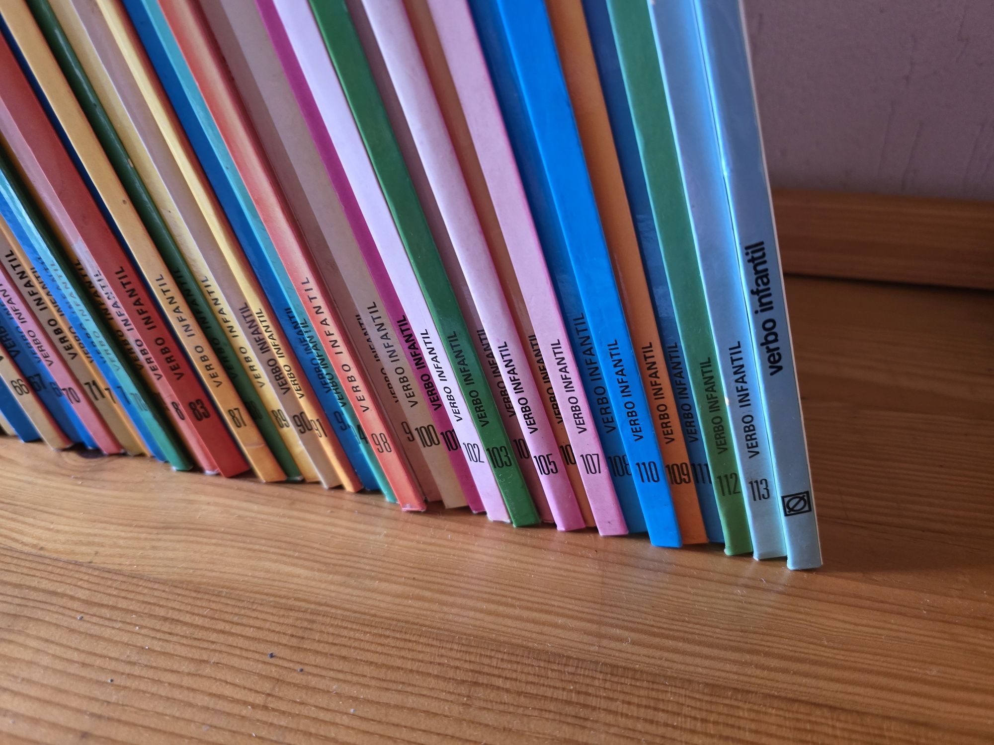 Livros infantis "Anita"