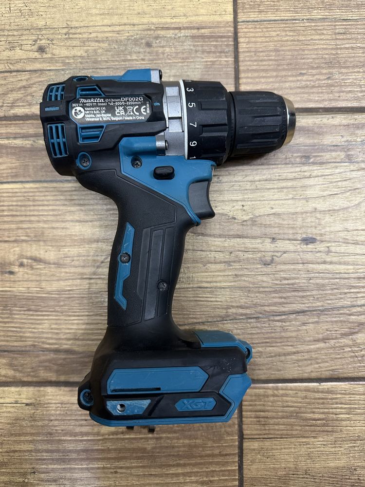 Wiertarko-wkrętarka 40V XGT Makita DF002G