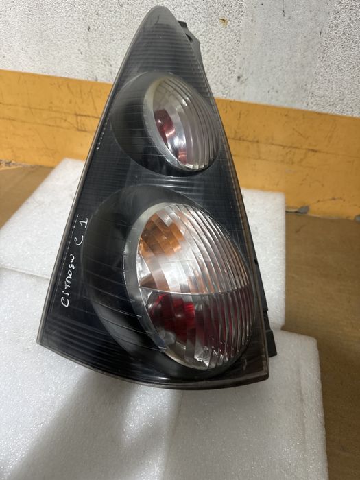 Farolim esquerda citroen C1