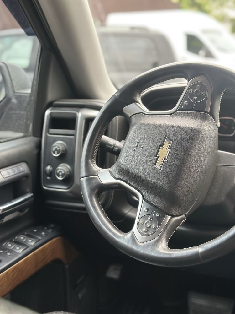 Chevrolet Silverado