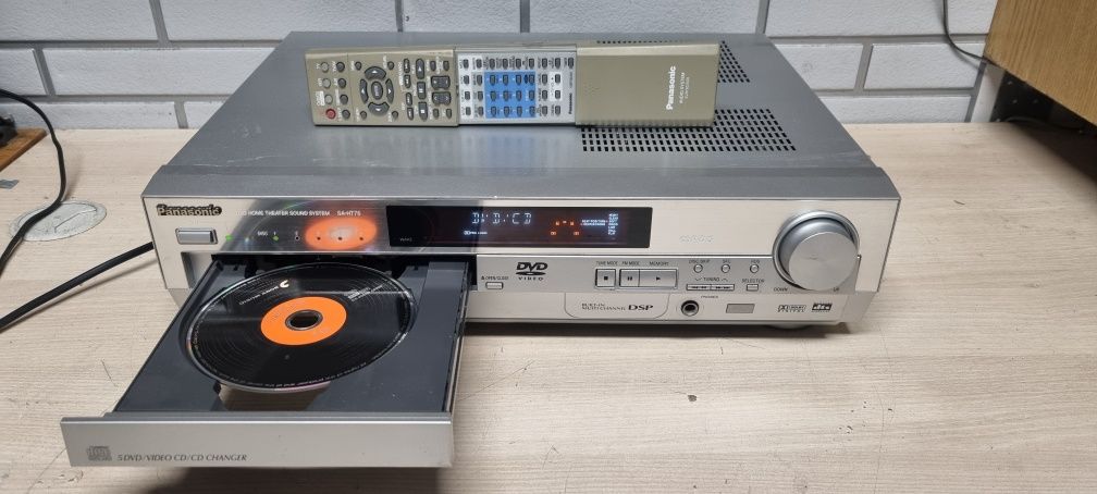 Amplituner TECHNICS PANASONIC SA-HT75. Pilot, wyj na subwoofer pasywny