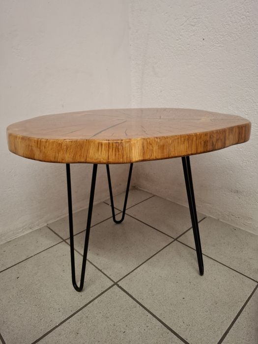 Stolik kawowy, żywica