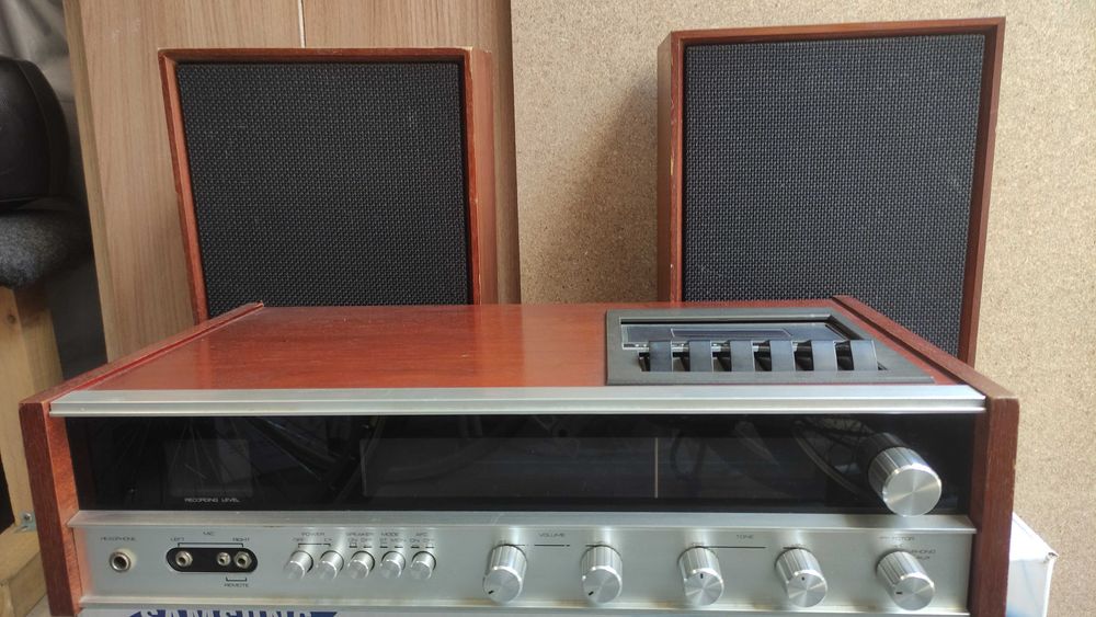 Rexton SE4417 Am FM Stereo