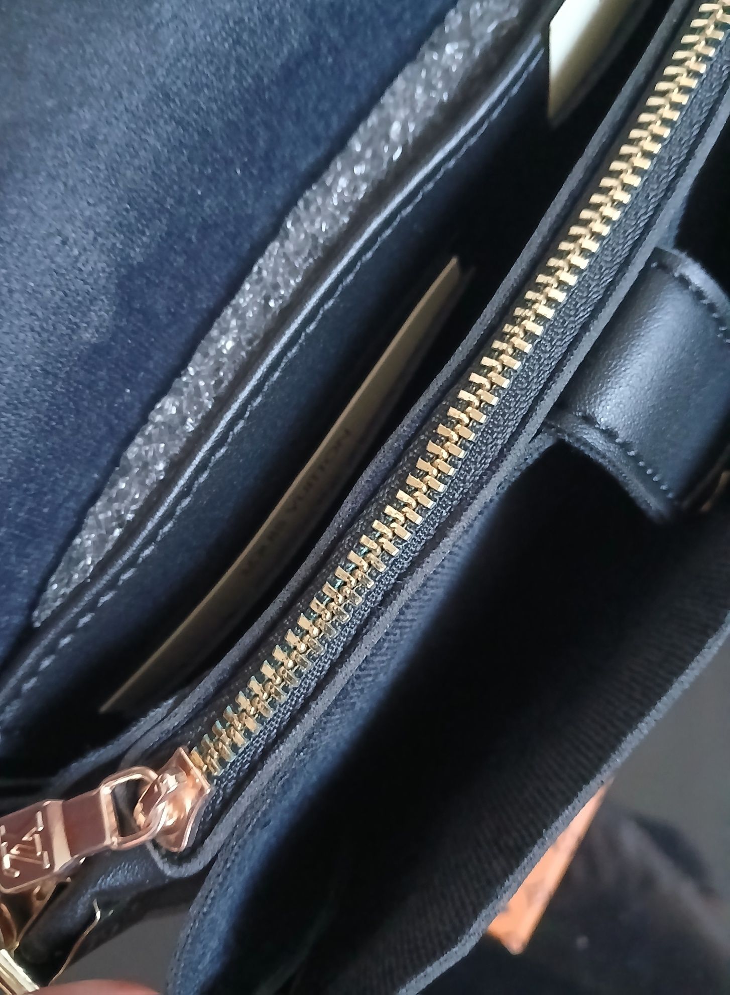 Portfel-torebka Louis Vuitton z pudełkiem