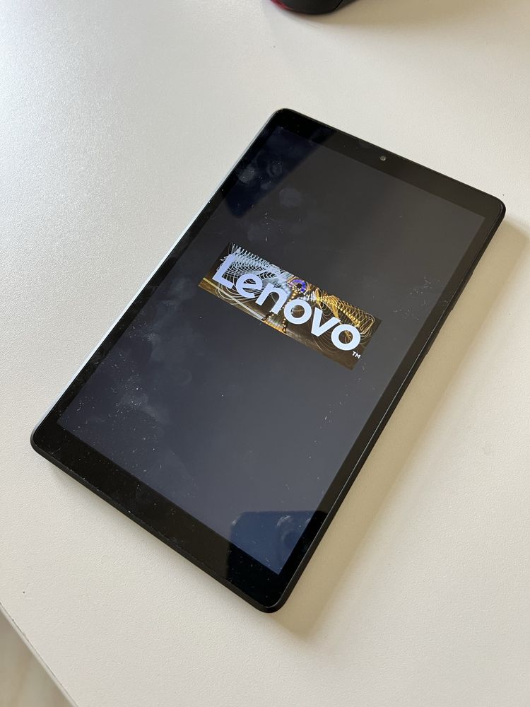 Tablet Lenovo 2GB RAM - 32GB ROM