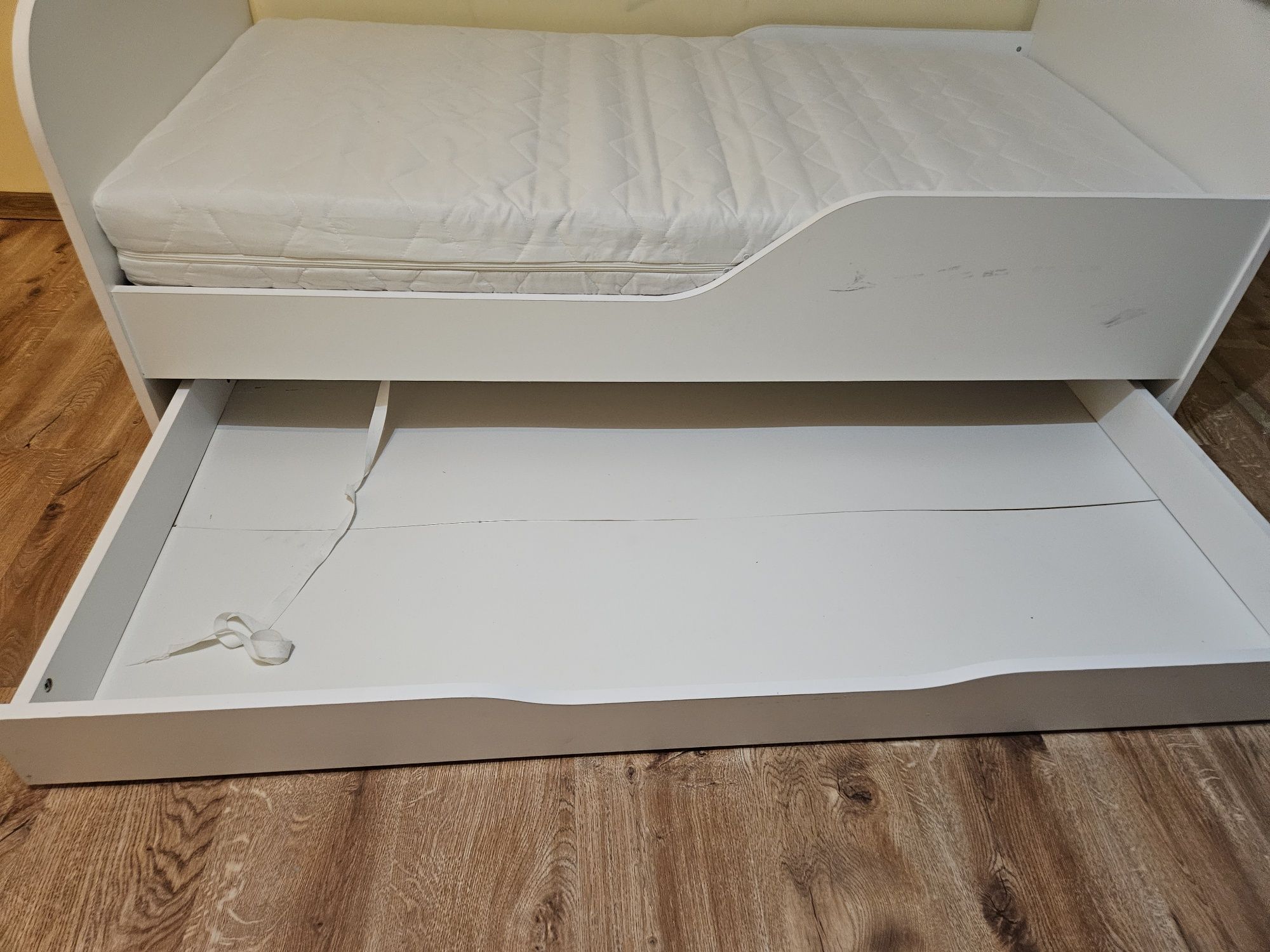 Łóżko dziecięce Miki 160x80 z materacem Milo
