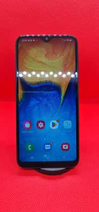 Samsung a20e 3/32 gb black