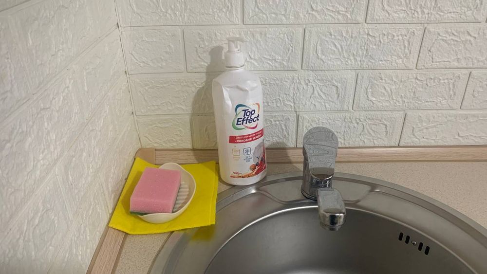 Здається подобово двокімнатна квартира в центрі м. Марганець