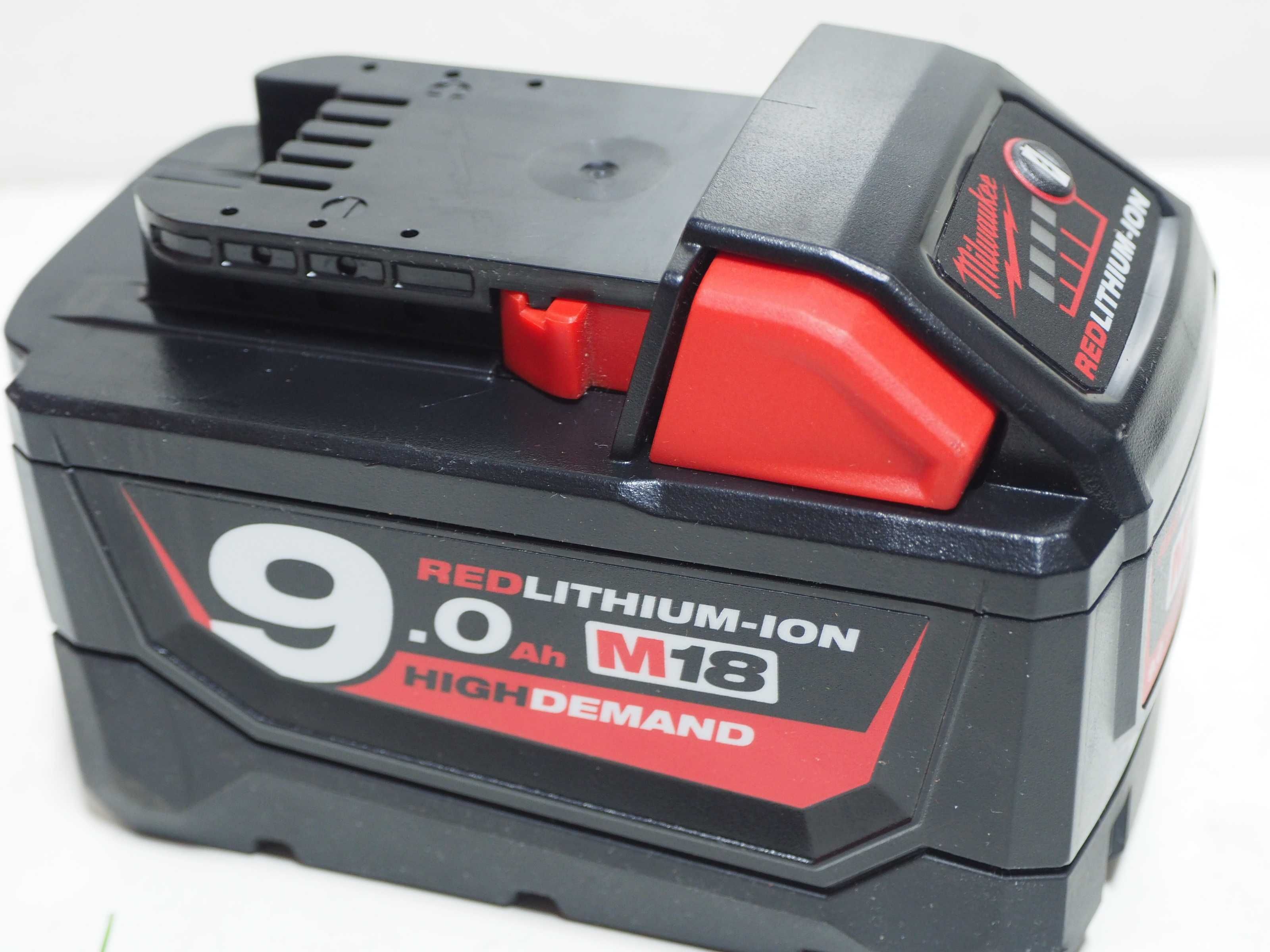 Akumulator MILWAUKEE 18v 9Ah bateria berner bti