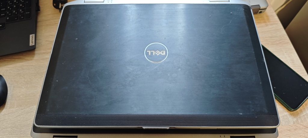 Laptopy Dell e6xxx