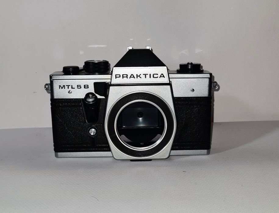 Praktica MTL5 B - lustrzanka z pomiarem światła TTL (przez obiektyw)