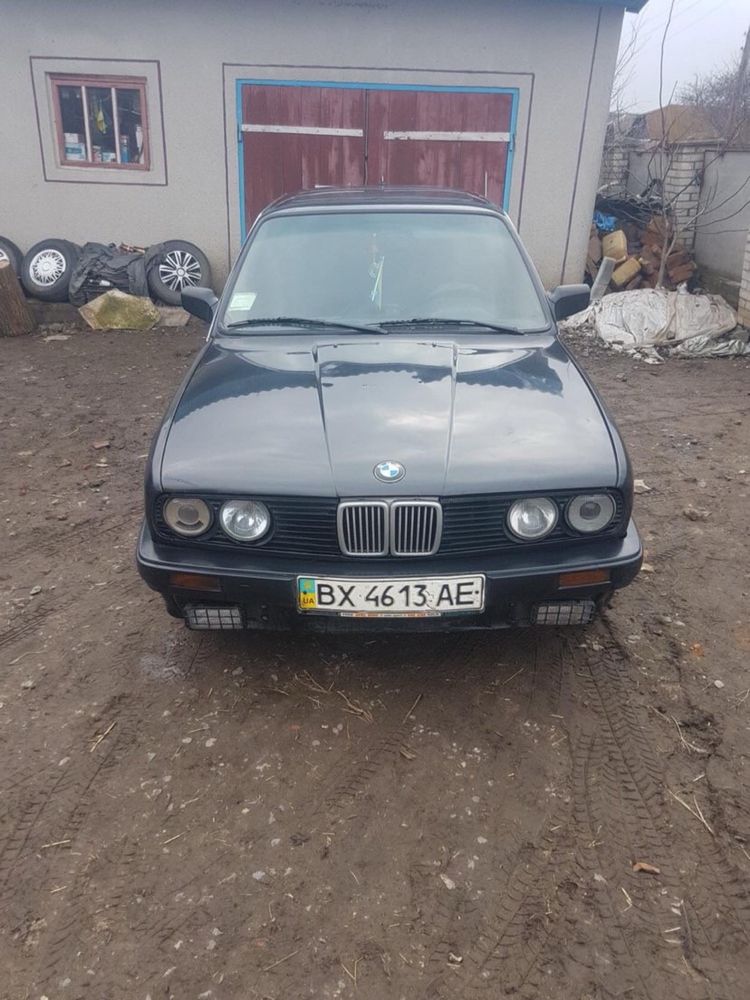 Продам БМВ Е30 324d