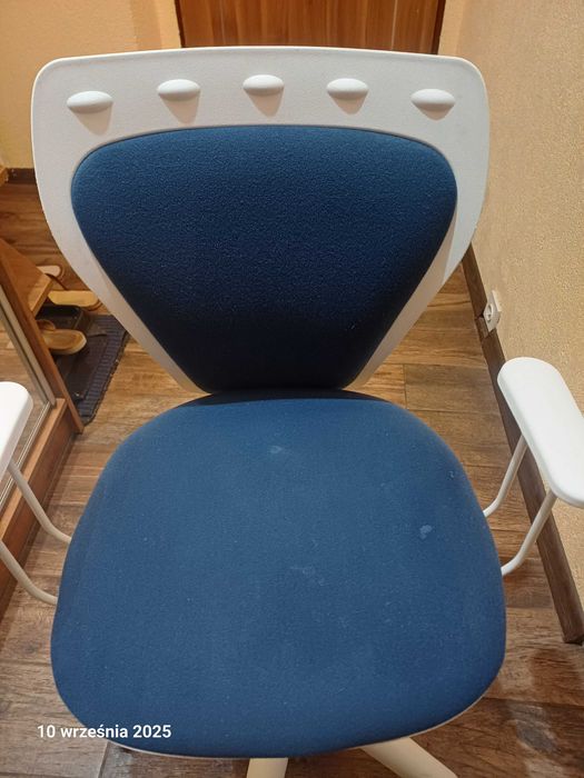 Krzesło obrotowe firmy AGATa