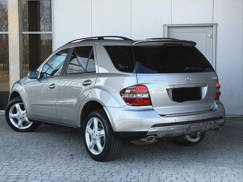 Mercedes ML420 CDI 306KM *4x4* Pneumatyka* Alkantara*Xenon*Hak*Sliczny