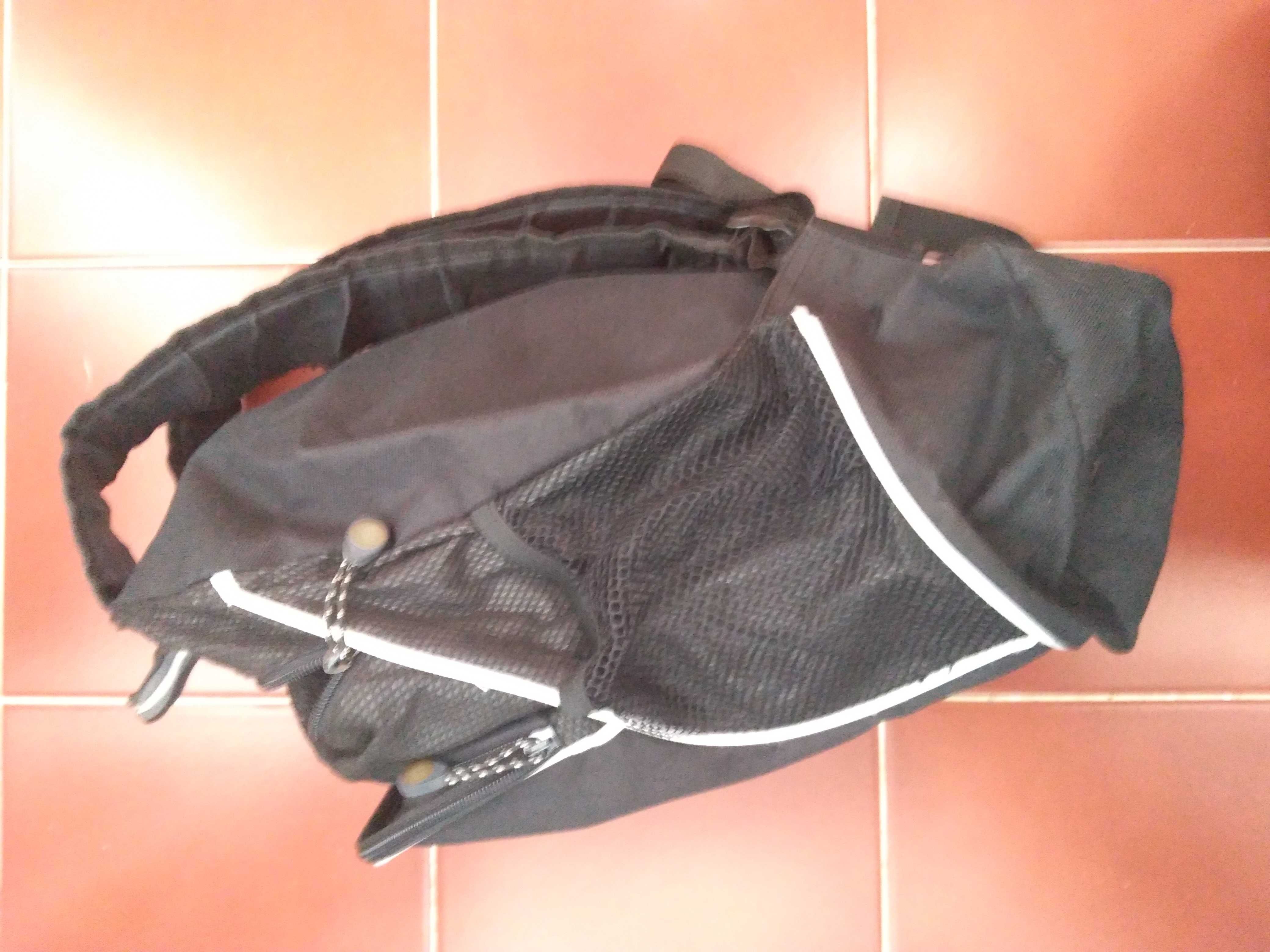 Mochila Académica de Coimbra, em excelente estado