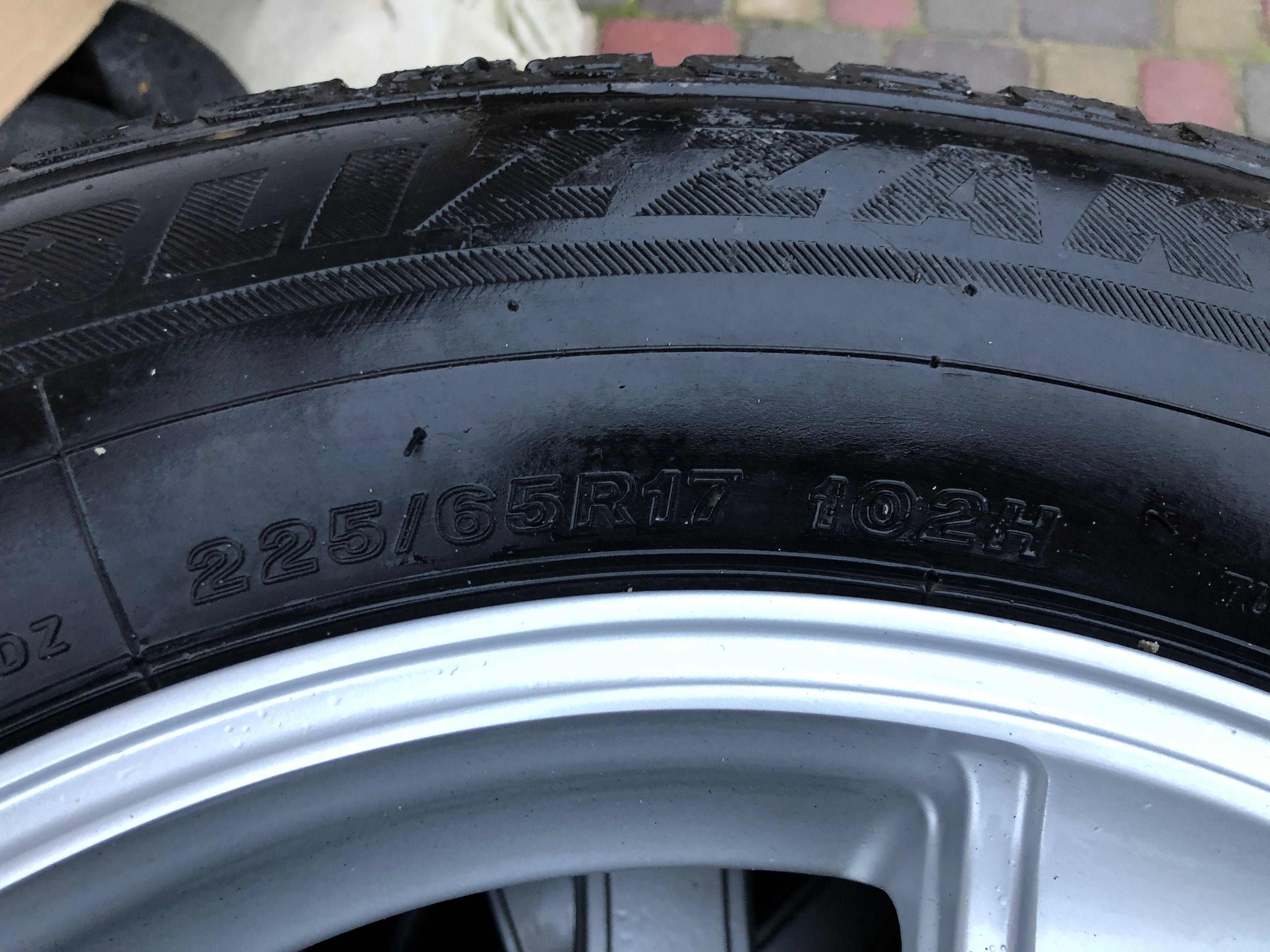 Колеса,диски,шини 225/65 r17