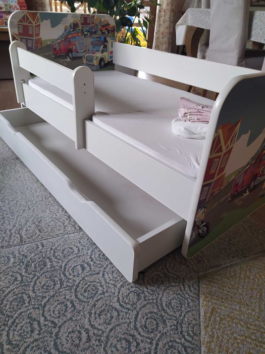 Łóżko młodzieżowe