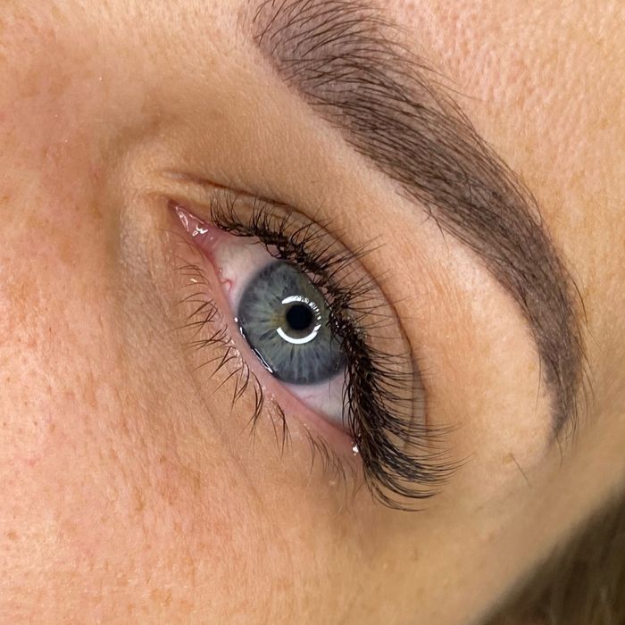 Запрошую на Led та звичайне нарощування вій (Наращивание ресниц Днепр)