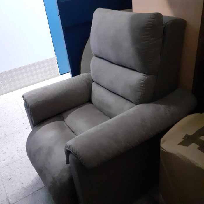 Cadeirão super confortável em excelente estado
