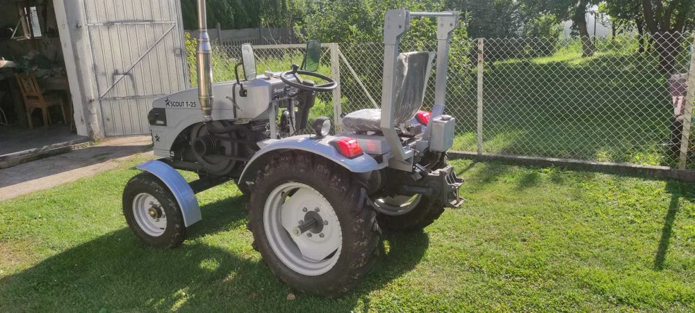 Mini Traktorek SCOUT T-25 z pługiem i kultywatorkiem