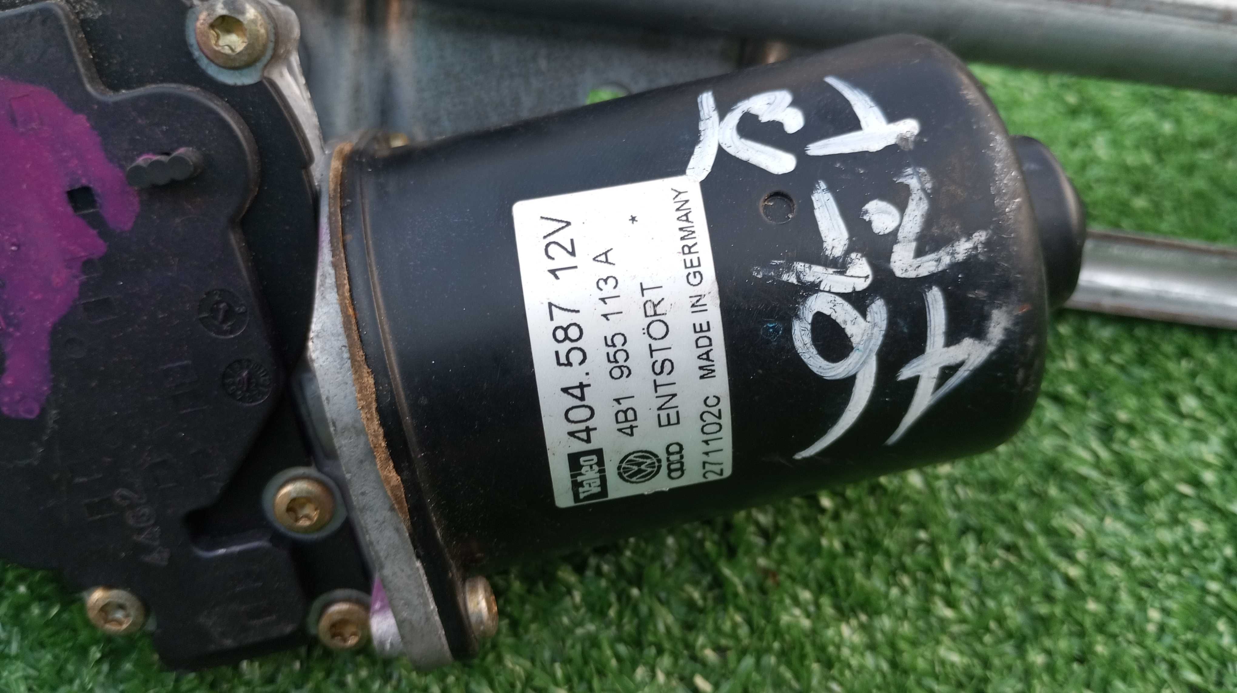 Silniczek wycieraczek przednich przód AUDI A4 B5 A6 C5 Mechanizm