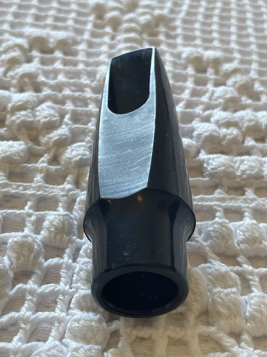 Boquilha e Abraçadeira para Saxofone Alto