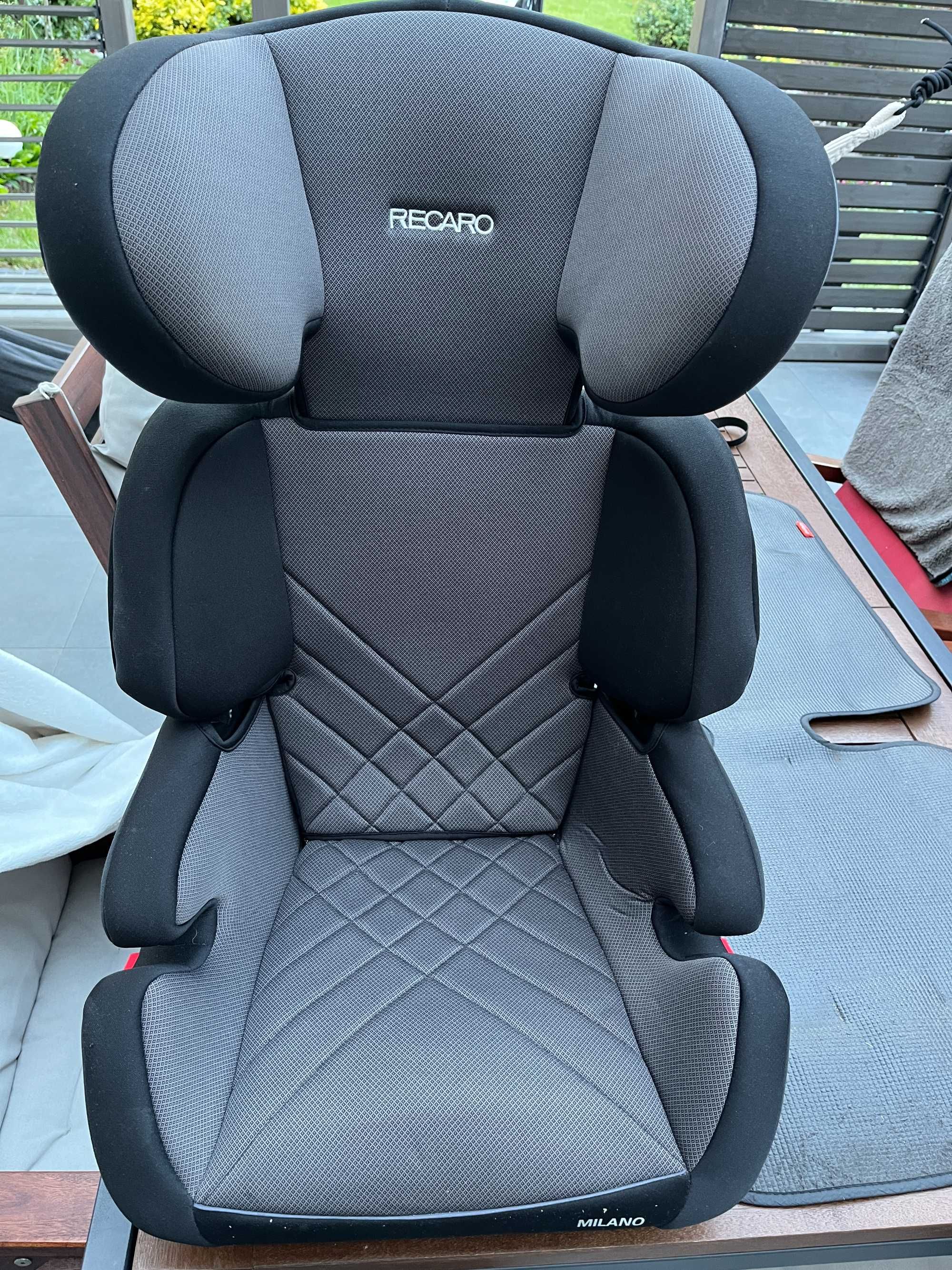 Recaro Milano ISOFIX 15-36 kg Carbon Black