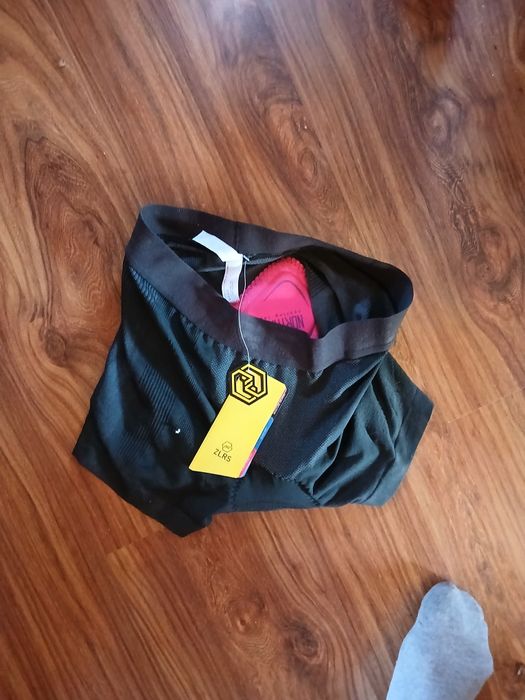 Nowe spodenki rowerowe damskie rozmiar S