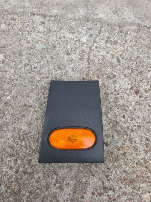 a9106906100 listwa lewa słupek B Mercedes-Benz Sprinter w907 w910 2018-2025