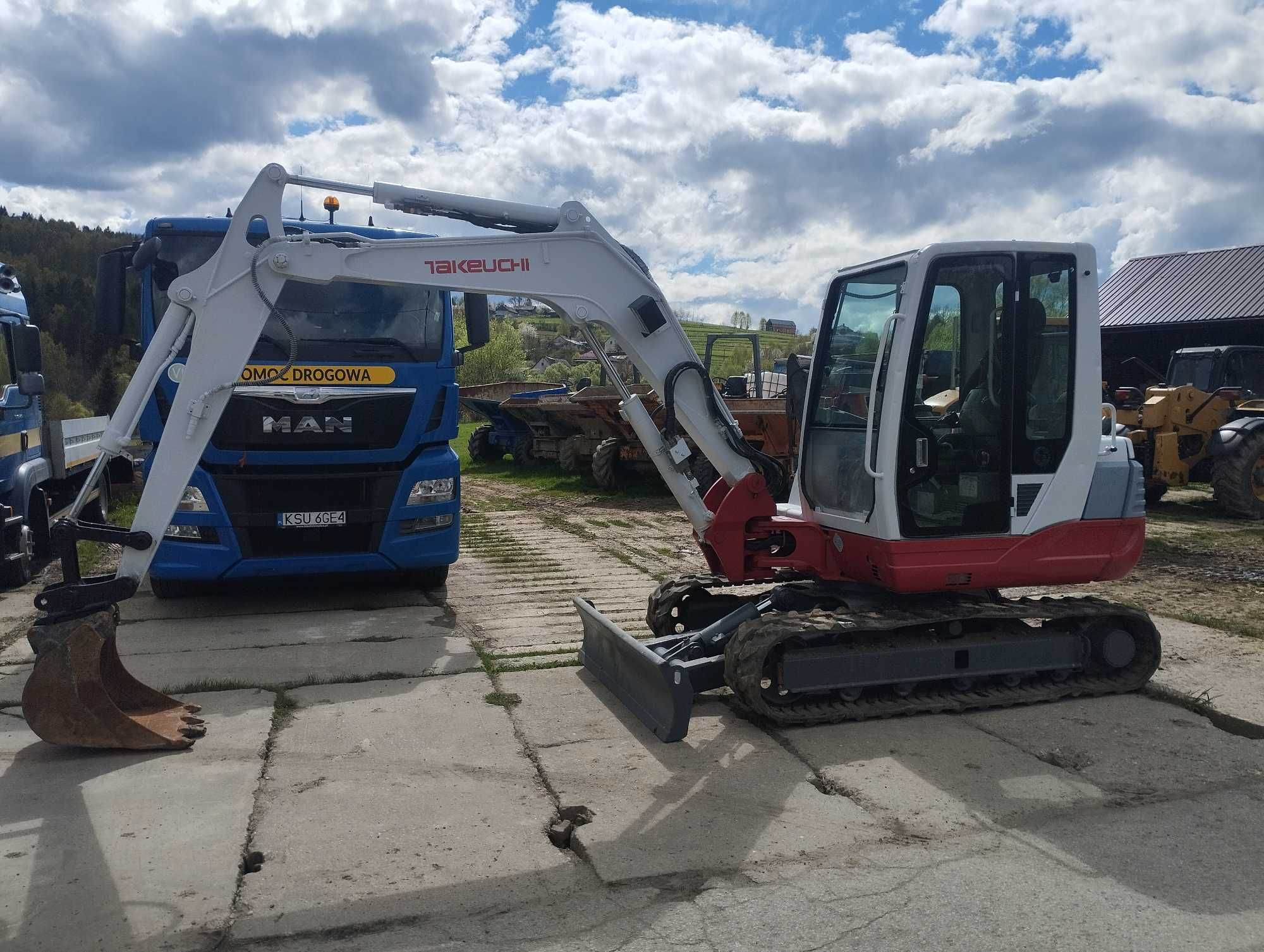 minikoparka takeuchi tb 250 5 ton jcb kubota volvo yanmar