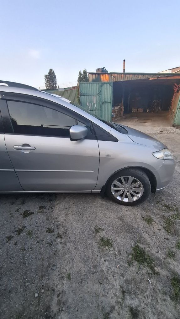 Продаю машину Mazda 5 2007 року 1.8 бензин
