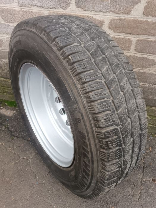 Продам запасне коліща 215/75 R 16C