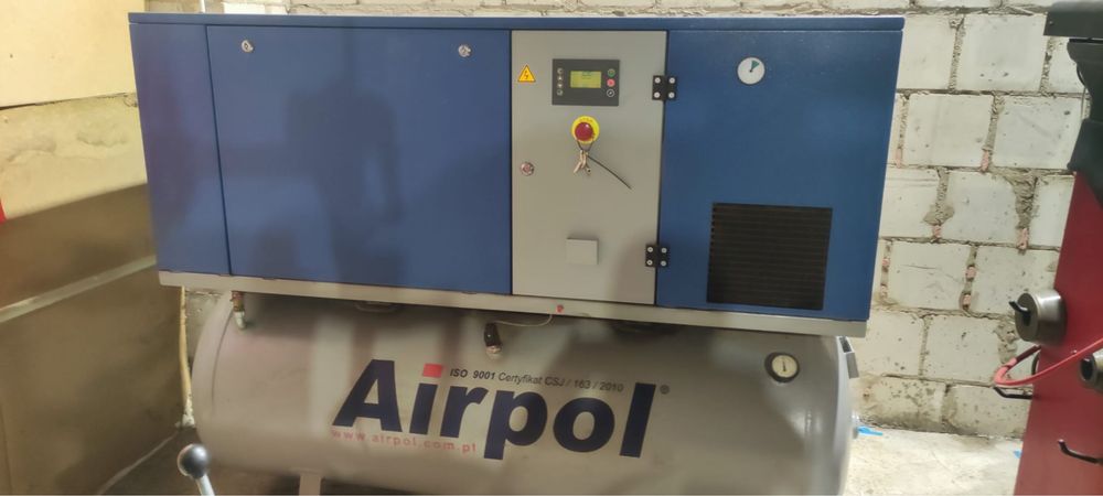 Sprężarka AirPol śrubowa kompresor 7,5kw osuszacz super stan