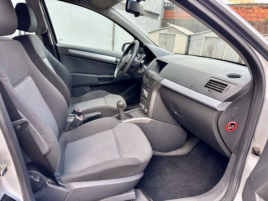 Opel Astra Caravan 1.4 poucos km