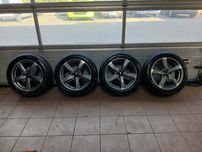 Koła alufelgi Audi 5x112 7,5jx17 et 45 Opony 225 50 R17 Dunlop Winter