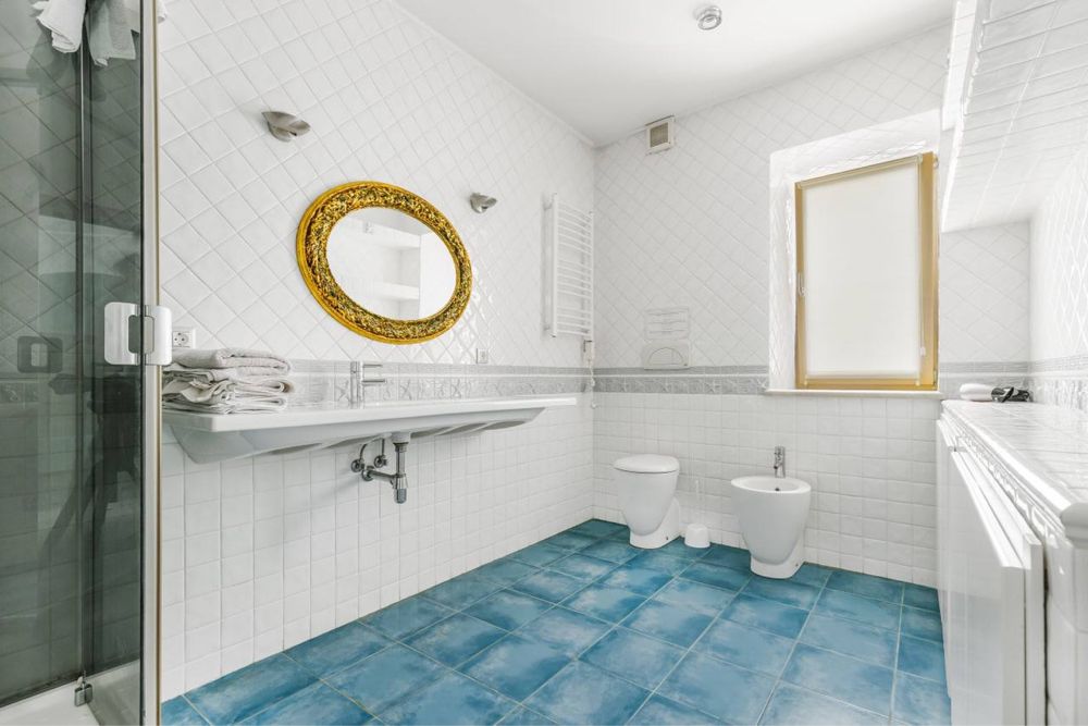 Дерибасовская 17.Центр.Посуточно.От хозяина.