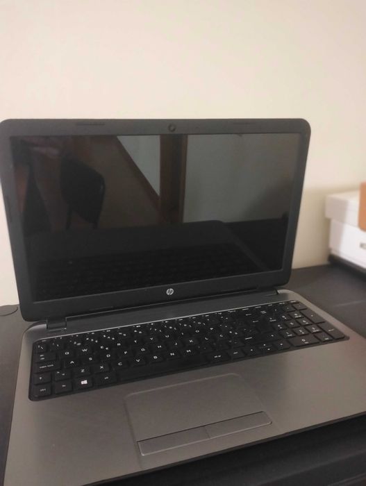 Computador portátil em bom estado