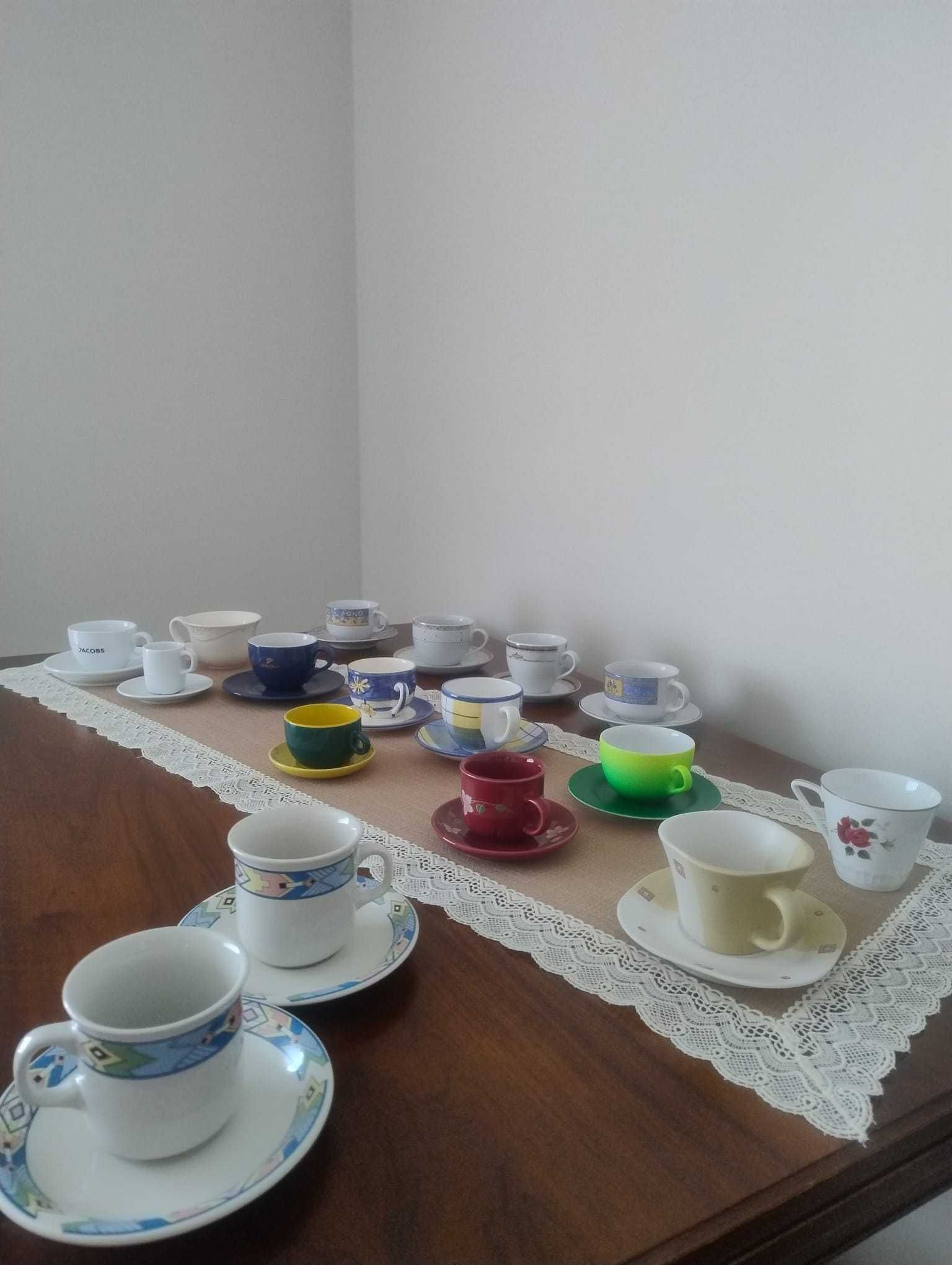 Filiżanka ( komplet )_ porcelana