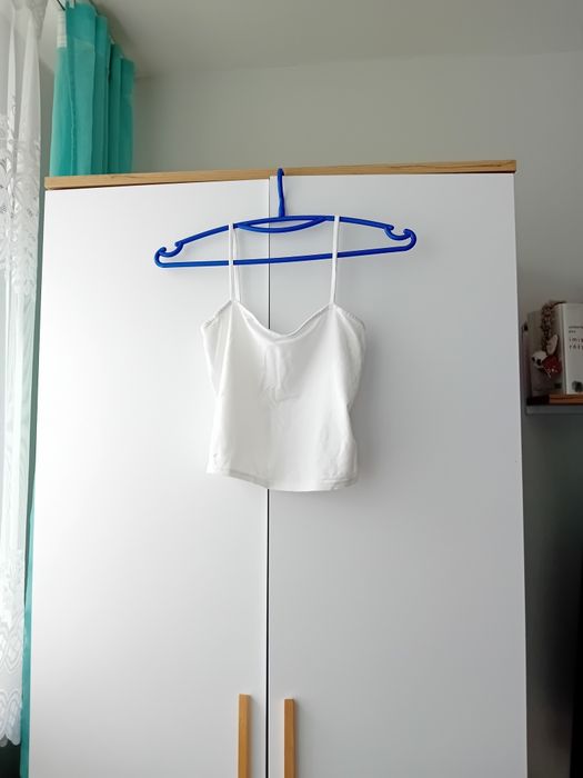 Biała bluzka na ramiączkach, rozm S