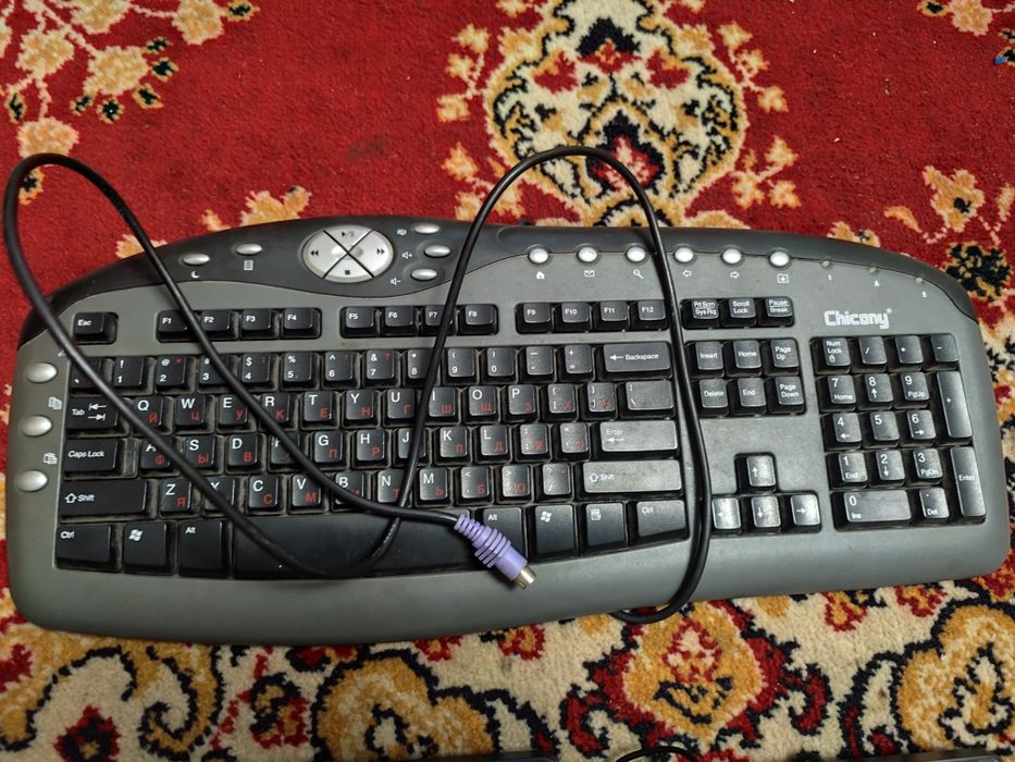 Клавиатура  рабочая б.у.