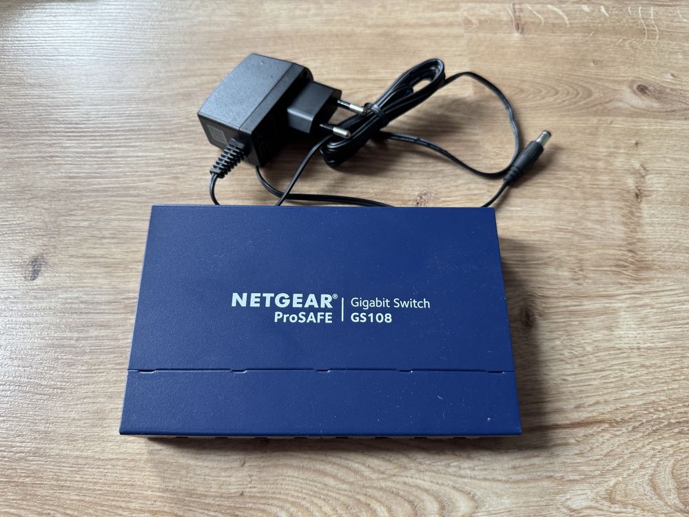 Switch netgear GS108 8 portów